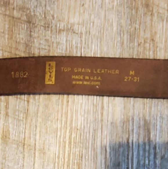 Levi's Vintage Brown Leather Belt with Brass Buckle Medium/27-31⚜️🤎⚜️ - Picture 8 of 8